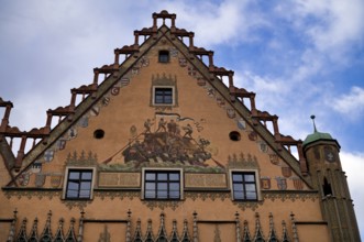 Painted faÃ§ade, fresco cycle, town hall, old town, Ulm, Baden-WÃ¼rttemberg, Germany