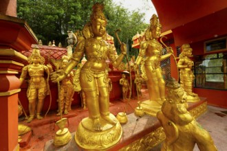 Sriramajayam Hindu Temple, Golden statues, Nuwara, Sri Lanka