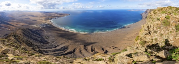 Panorama at Castillejo viewpoint, view from the Risco de Famara cliffs to the coast and the sea