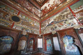 Wall paintings in the Garh Palace or Rajput Palace, Bundi, Rajasthan, India