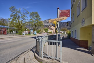 Signpost to the city centre, pedestrian zone, old town, old salt works, spa area and Easter