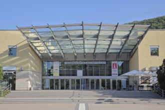 Entrance to the Congress Centrum with vehicle museum, inscription, Congress Centrum, vehicle