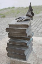 Monument to merchant, publicist and publisher Carl Joseph Meyer, sculpture, modern art, pile of