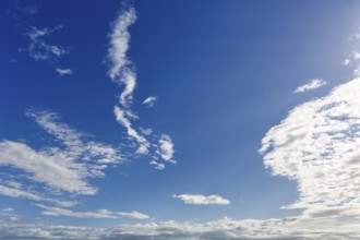 Stratocumulus, Cirrus, blue sky, sunbeams, full-frame, Hellnar, Snæfellsnes Peninsula,