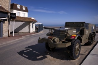 Armoured US military vehicle, tracked vehicle, D-Day, Operation Overlord, Arromanches-les-Bains,