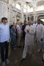 Pujya Deepakbhai, spiritual master, Adinath temple in Ranakpur, Jain temple, Rajasthan, India