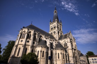 Cathedral Église Notre-Dame, Épernay, Champagne, Marne, France