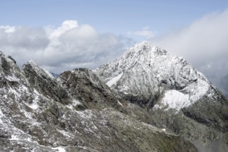 Summit of the Kleiner Hornkopf, summit of the Schober group with snow, Hohe Tauern National Park,