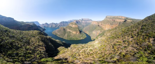 Panorama, Blyde River Canyon with Three Rondawels peak, view of canyon with Blyde River and Table