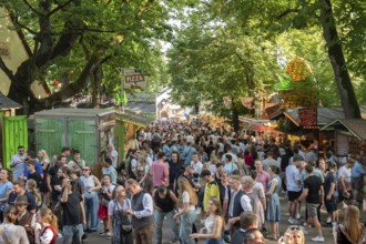 Erlanger Bergkirchweih, traditional twelve-day folk festival, Erlangen, Middle Franconia, Bavaria,