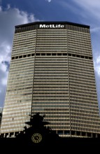 The MetLife Building, office building, built 1960 to 1963, front silhouette of the Central Station