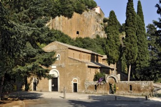 Romanesque basilica, Basilica di Sant'Elia, 8th to 9th century, Benedictine abbey, steep tufa rock