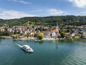 Ausflugsschiff, Kursschiff MS Großherzog Ludwig am Schiffanleger der Gemeinde Sipplingen, Luftbild,