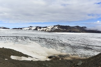 Skálafellsjökull, Skalafellsjökull, glacier tongue of Vatnajökull, volcanic landscape Breiðabunga,
