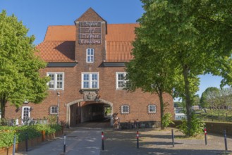 Entrance to the Weserburg, Museum of Contemporary Art on the Weser, modern art, exhibition, art