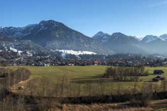 View of Oberstdorf, Schattenberg behind and mountains of the Allgäu Alps, Oberstdorf, Oberallgäu,