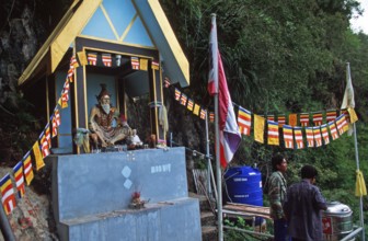 Half way up prayer shrine, Wat Tam Sua monastery, which is partly on the top of a mountain, Krabi,