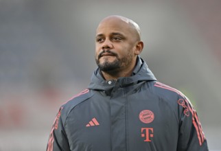 Coach coach Vincent Kompany FC Bayern Munich FCB Portrait Voith-Arena, Heidenheim,