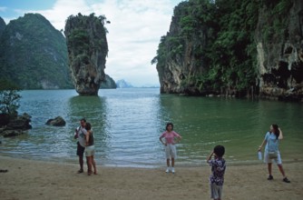 Tourists, James Bond rocks, James Bond island, two years in front of the tsunami, Phangnga Bay, Ko