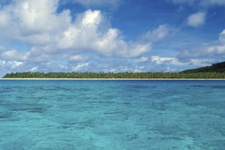 The lagoon off Tavewa Island, Yasawa Islands, Fiji