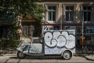 Everyday street scenes on Prenzlauer Berg, Berlin