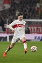 Angelo Stiller VfB Stuttgart (06) Action on the ball MHPArena, MHP Arena Stuttgart,