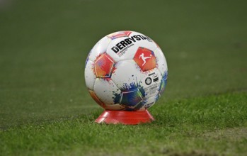 Adidas Derbystar game ball is on cones, marker plate, for ball boys, MHPArena, MHP Arena Stuttgart,