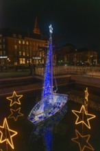 Christmas decoration in Kiel am Holstenfleet, Kleiner Kiel Canal, city center, Christmas, lighting,