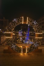 Christmas decoration in Kiel am Holstenfleet, Kleiner Kiel Canal, city center, Christmas, lighting,