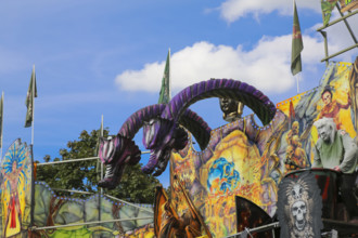 Fairground in Ulm Friedrichsau, folk festival, hustle and bustle, amusement park, amusement