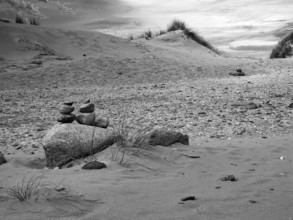 Dune landscape, Red Cliff, Steinmänner, sunset, monochrome, Wenningstedt, North Sea, Germany