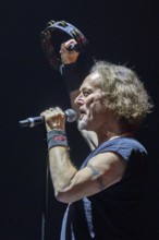 Carl Sentance, singer, NAZARETH, hard rock band, UK, Bending The Rules 2025 tour, live, 17.12.2025,