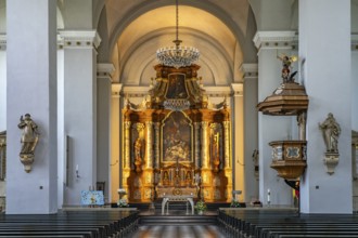 Altar of the Basilica of St. Lawrence in Elberfeld, Wuppertal, North Rhine-Westphalia, Germany