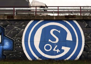 FC Schalke 04 logo at exit number 17 on the A 42 Gelsenkirchen-Schalke motorway with truck,
