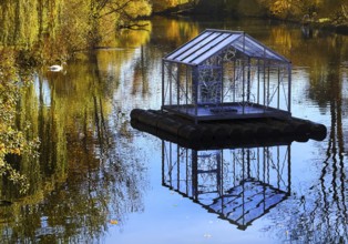 The river Lippe in Grünen Winkel with the artwork Arche by Christoph Hildebrand, Lichtpromenade