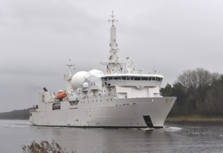 Reconnaissance ship, interception ship, naval vessel, FS Dupuy de Lome in the Kiel Canal, NOK, Kiel