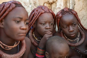 Himba woman, traditional Himba village, Kaokoveld, Kunene, Namibia