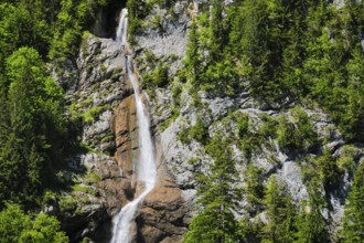 Sulzbachfall, Klöntal, Kantom Glarus, Switzerland