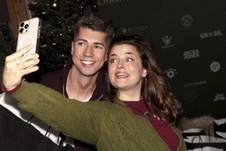 Maximilian Seitz, Ronja Forcher, 5th Charity Celebrity Pack 2025 campaign for Street Sweeper e.V.