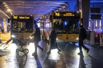 The main train station in Essen, bus station, am Europaplatz, pedestrian crossing, traffic light,