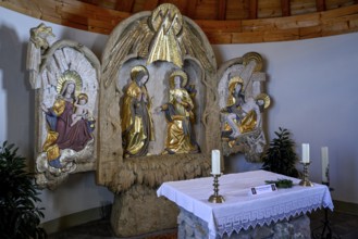 Altar of the chapel Maria Heimsuchung am Zugspitzplatt, Grainau municipality,