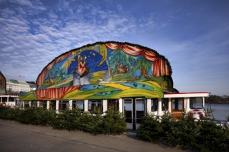 Fairytale boat STERNTALER, Jungfernstieg, Free and Hanseatic City of Hamburg, Germany
