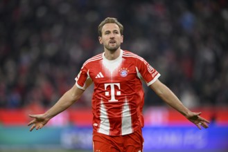 Goal cheer Harry Kane FC Bayern Munich FCB (09) gesture gesture, Allianz Arena, Munich, Bavaria,