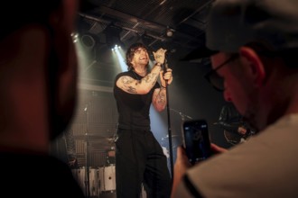 Tom Grennan live on Grennan '25 tour at Bi Nuu in Berlin on 13.11.2025 Note: the photo was taken