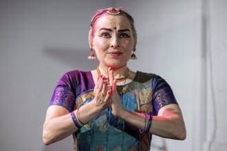 Eva Isolde Balzer, dancer, Hope in Resonance, Carnatic Music and Bharatanatyam Fundrising Evening