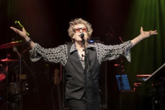 Singer Richard Butler, The Psychedelic Furs, rock band, UK, Live 2025 tour, concert on 08.11.2025