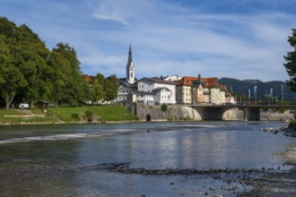 Old town with church of St. Mariä Himmelfahrt, river Isar, Bad Tölz, Upper Bavaria, Bavaria,