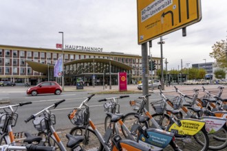 Bochum Central Station, Station Hall, Station Foreground, Bicycle Parking, Nextbike Station,