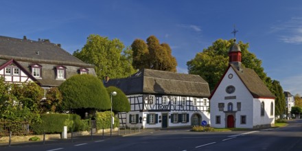 Marienkapelle und Fachwerkhäuser, Rhöndorf, Bad Honnef, North Rhine-Westphalia, Germany
