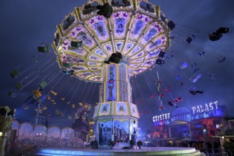 Chain carousel, blue hour, blue hour, Oktoberfest, Munich, Bavaria, Germany